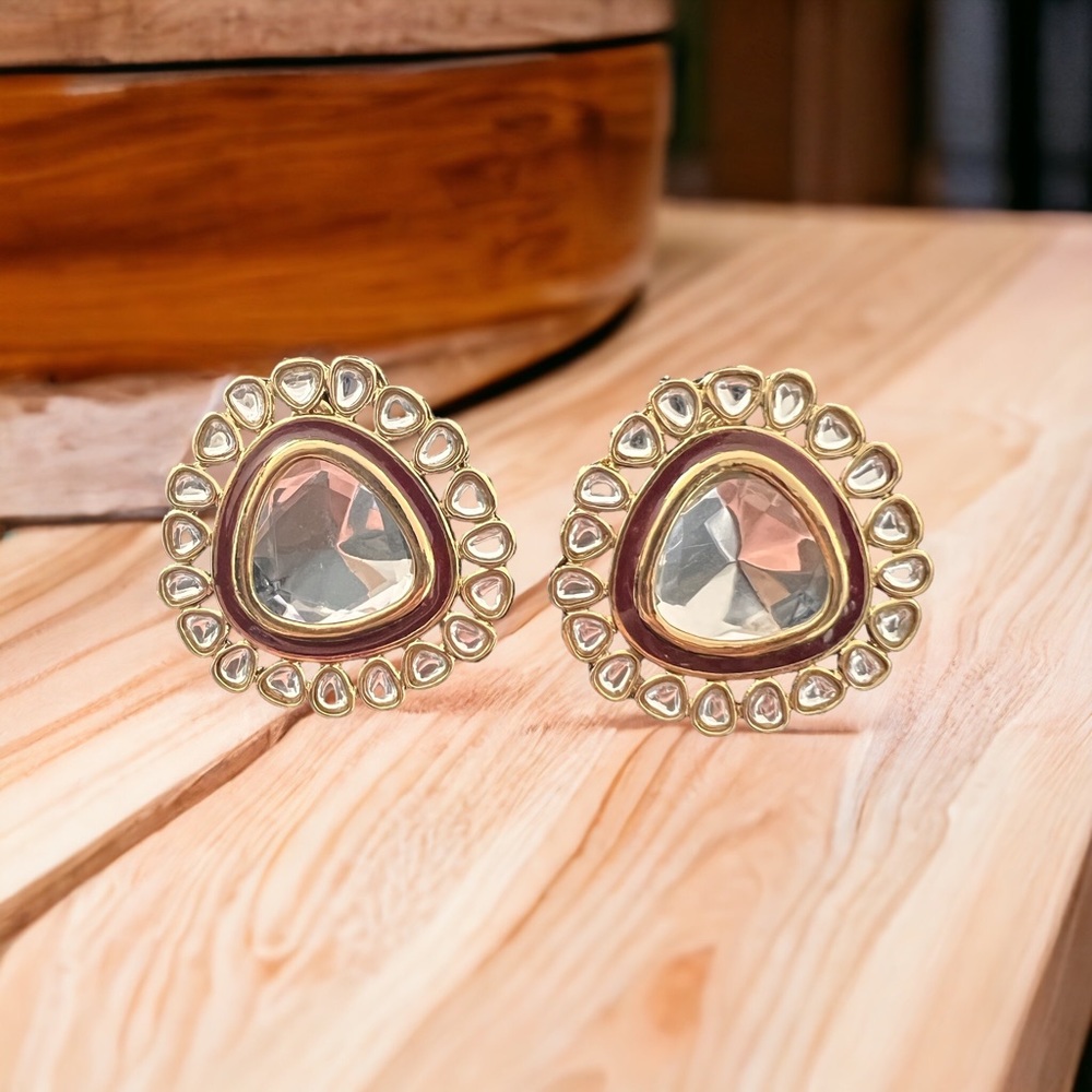 Maroon studs